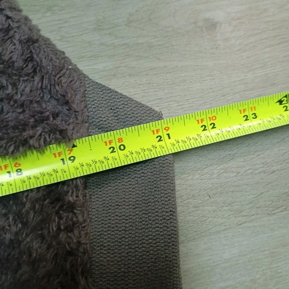 Northface Women's Purple Fuzzy Fur Vest Size Large - Picture 8 of 10